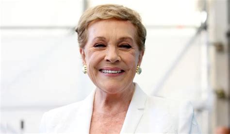 julie andrews net worth 2023